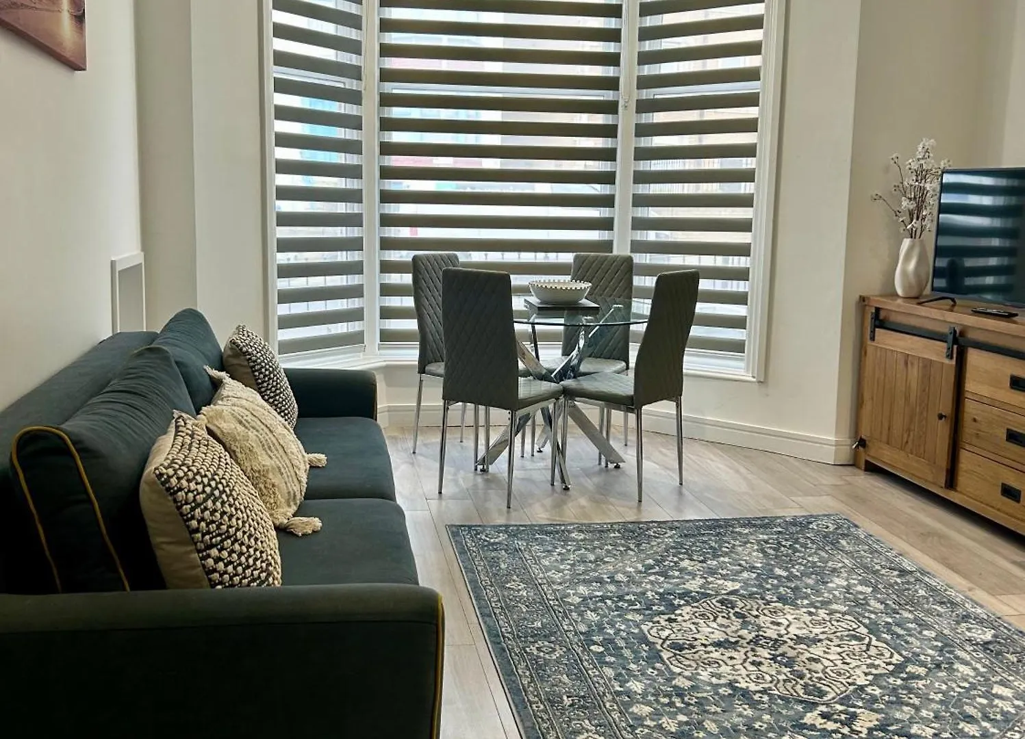 Sandleigh Apartment Scarborough
